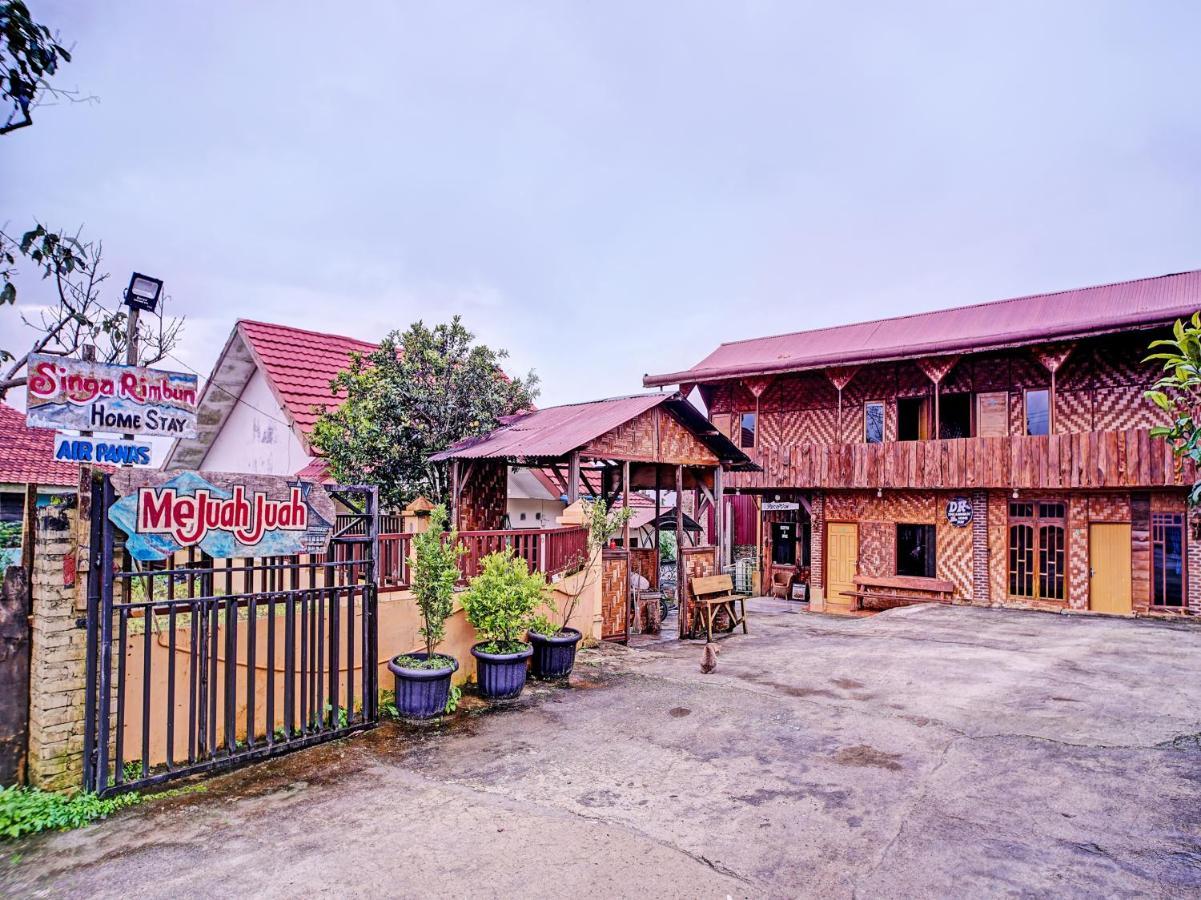 OYO 90209 DK Singarimbun Berastagi Homestay Bagian luar foto