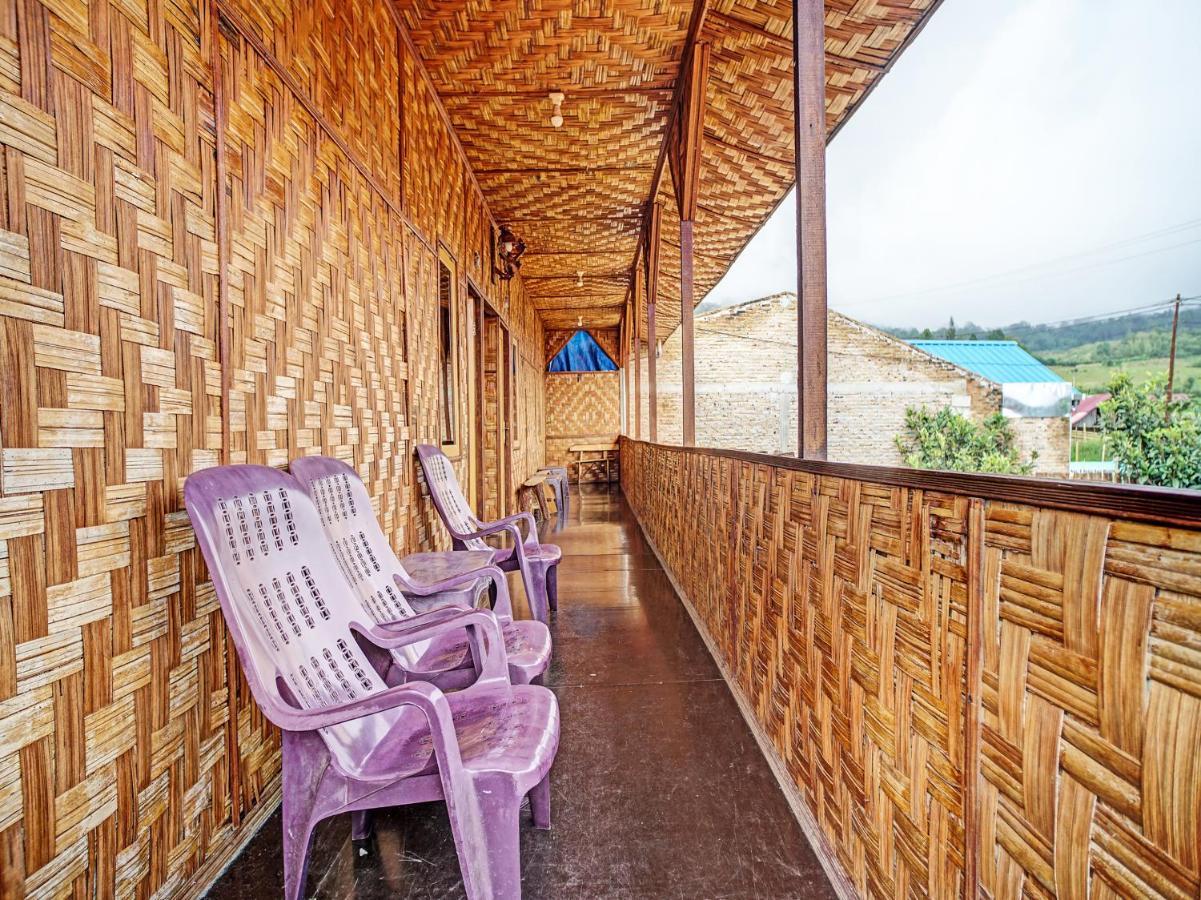 OYO 90209 DK Singarimbun Berastagi Homestay Bagian luar foto