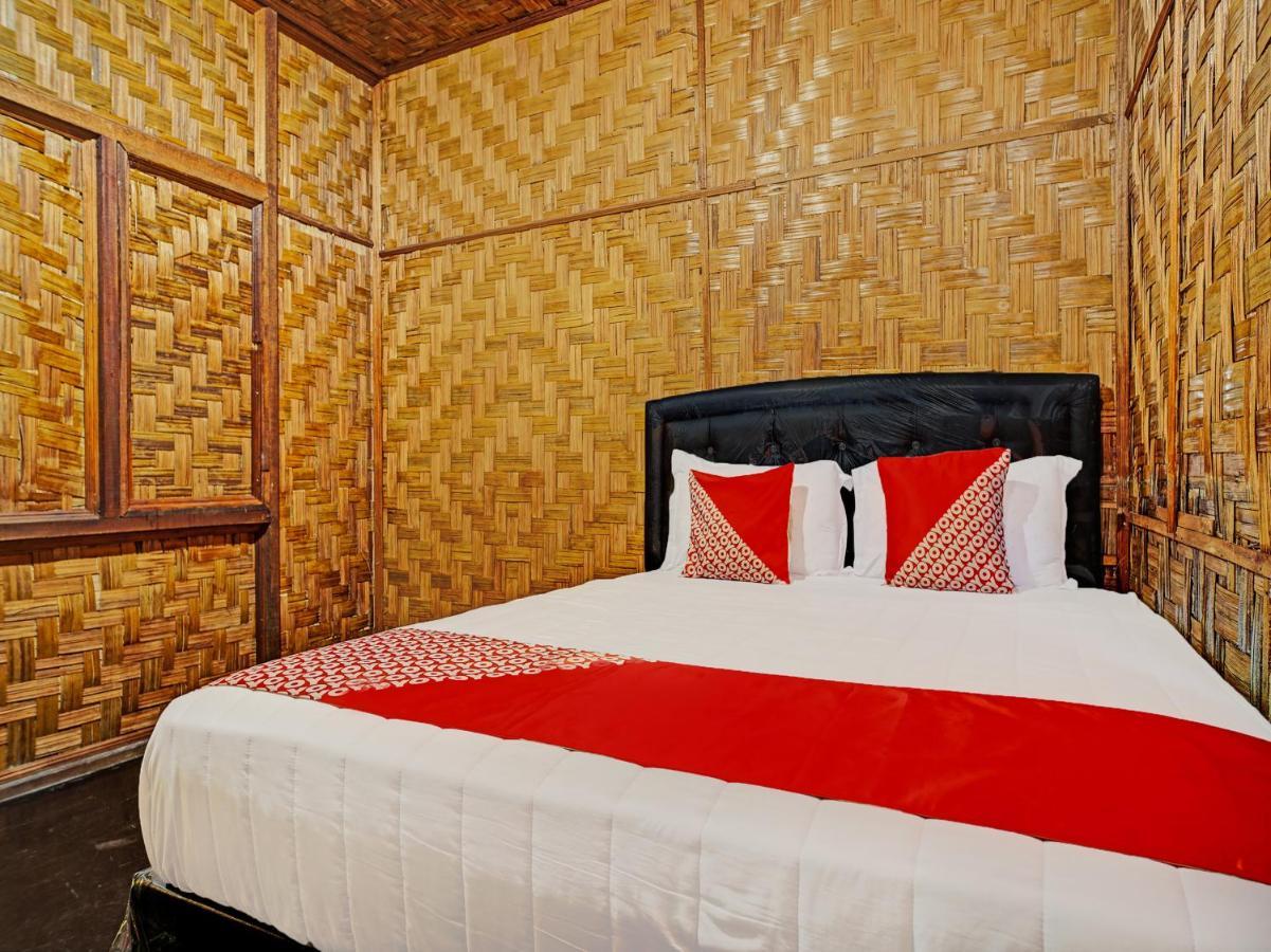 OYO 90209 DK Singarimbun Berastagi Homestay Bagian luar foto